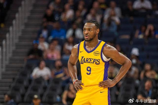 下届还有李凯尔吗 苏群:我的理解他是一次一签