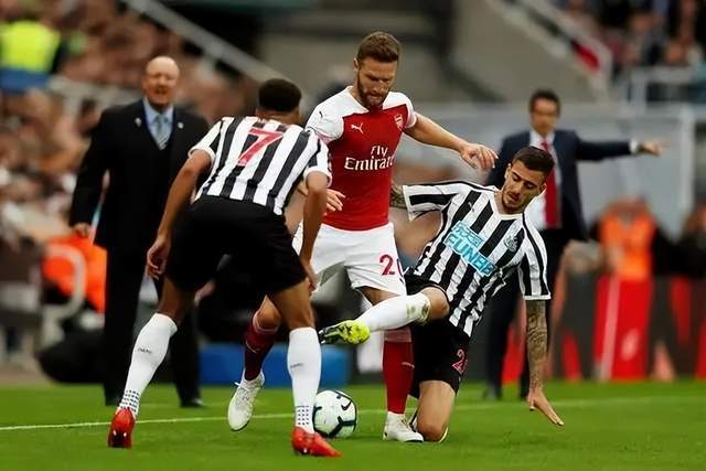 建队基石！巴萨即将官宣与佩德里和加维续约